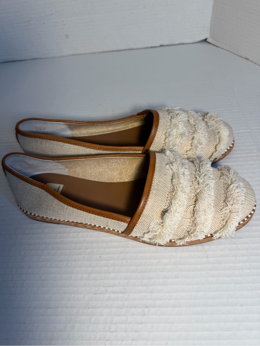 Ellen Degeneres Nolana Woven Fringe Slip-On Flats with Brown Leather Trim 9.5